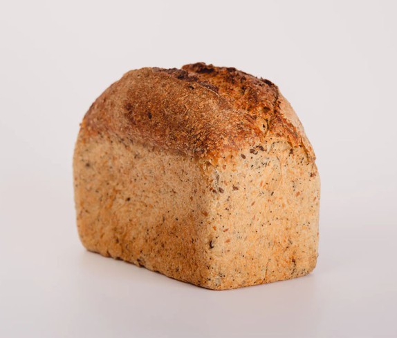 Pan de semillas en molde