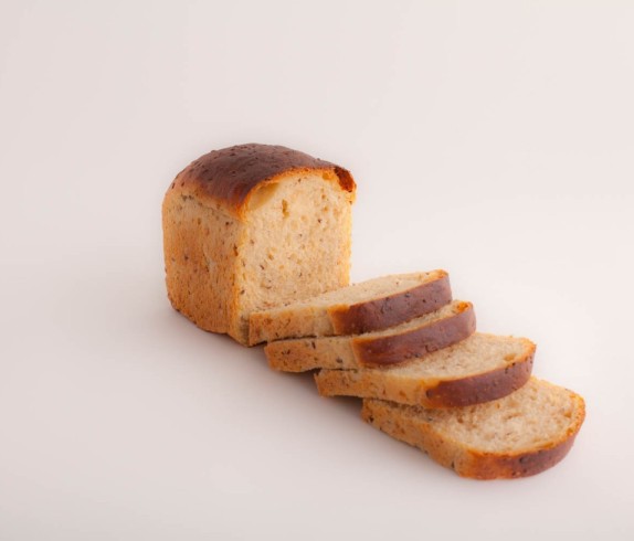 Pan de molde tierno con semillas 2