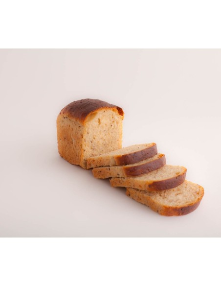 Pan de molde tierno con semillas