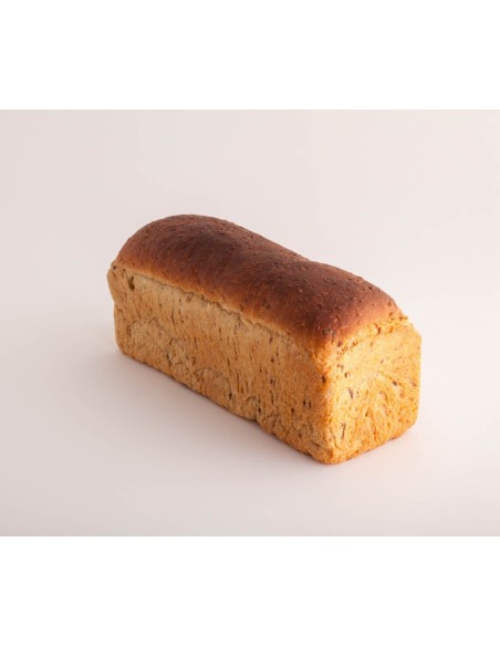 Pan de molde tierno con semillas