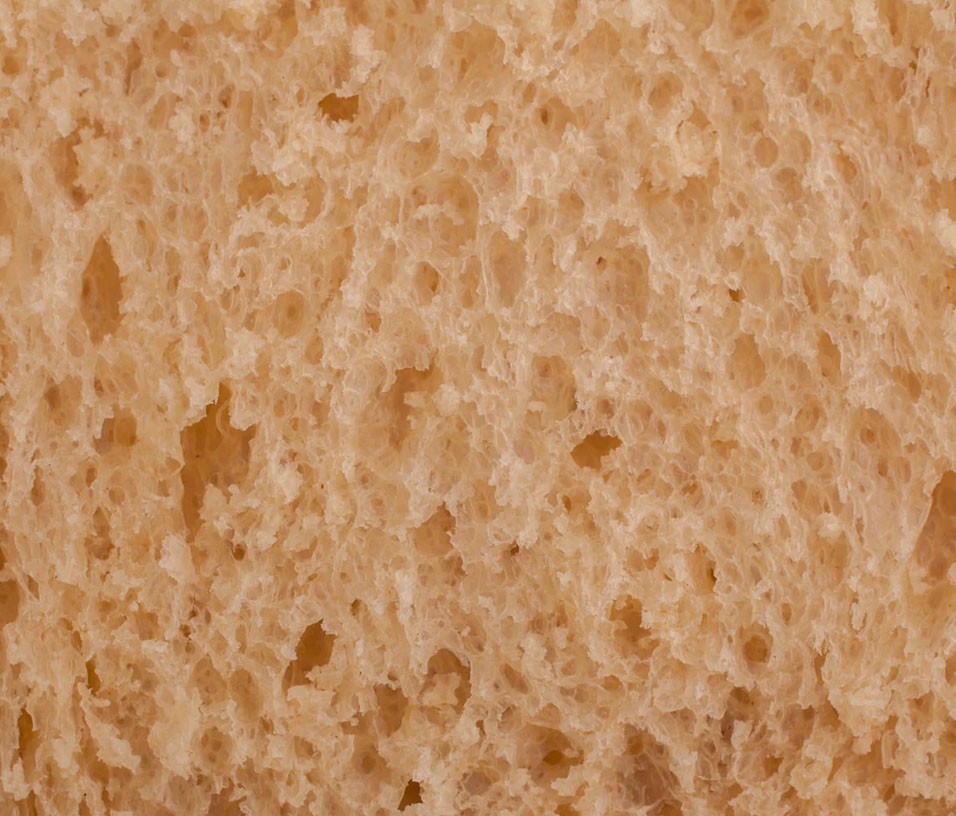 Pan de molde tierno blanco